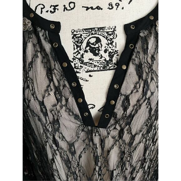 Jinnicks Women’s Black Lace Top w/ Gold Studds Size Large - Picture 5 of 12